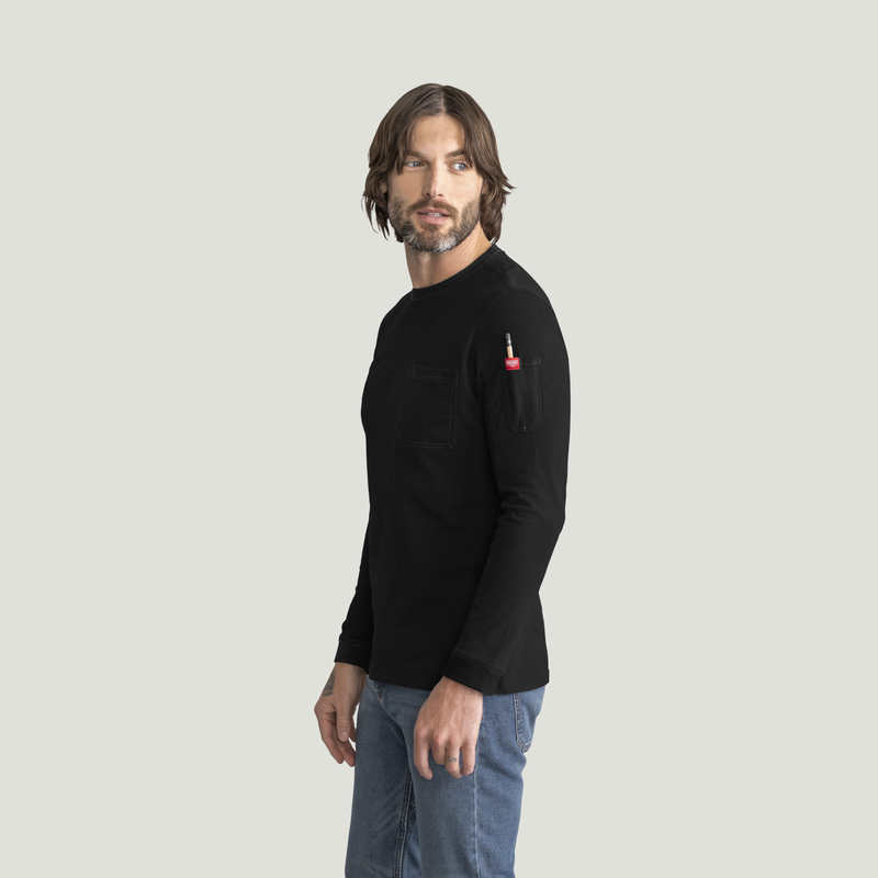 Men's Slim Fit Cotton Long Sleeve Pocket T-Shirt image number 2