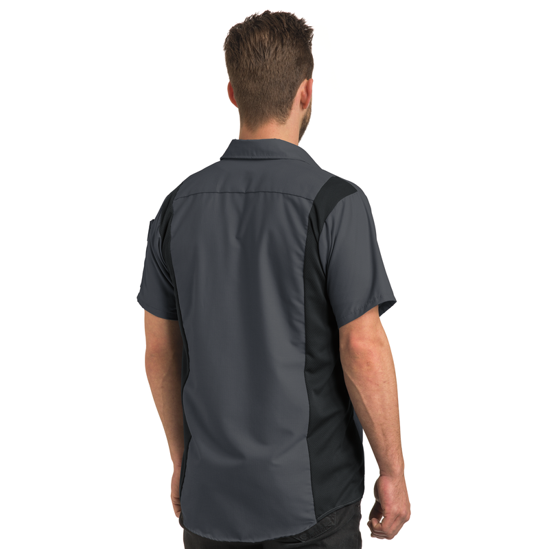 Men's Short Sleeve Performance Plus Shop Shirt With Oilblok Technology image number 4