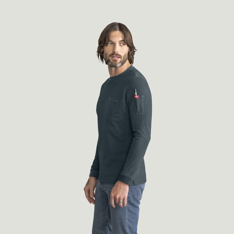 Men's Heavyweight Long Sleeve Cotton Pocket T-Shirt image number 3