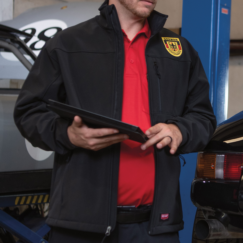 Men's Deluxe Soft Shell Jacket image number 3