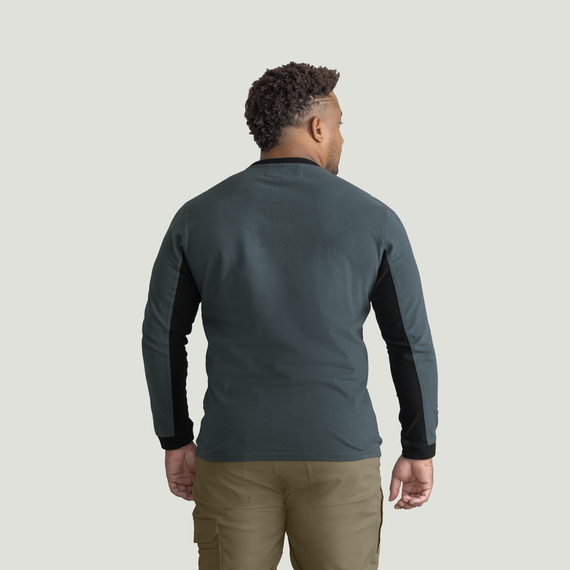 Men's Slim Fit Cotton Long Sleeve Pocket T-Shirt image number 6