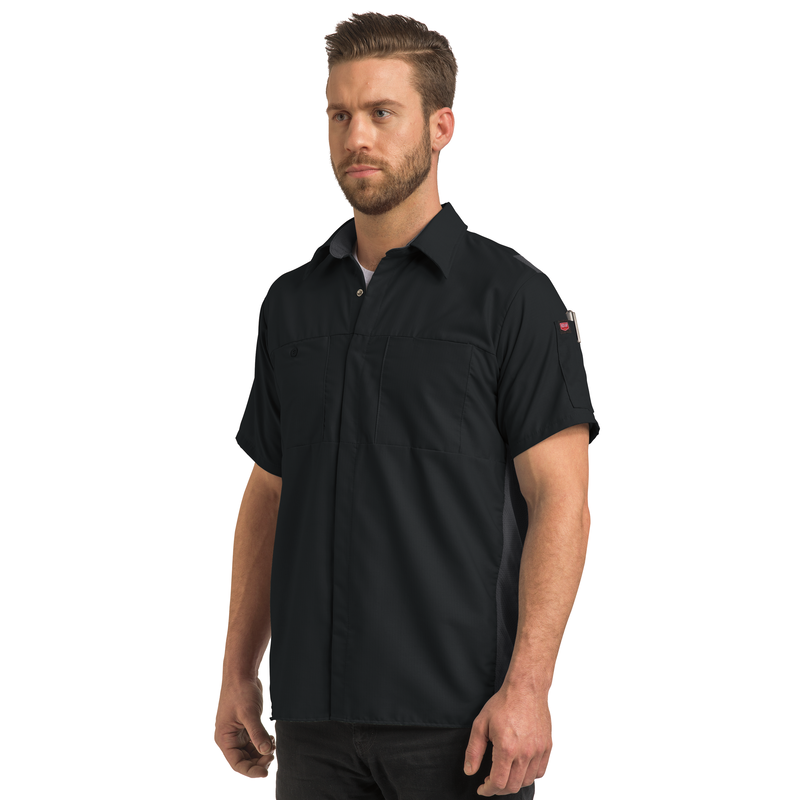 Men's Short Sleeve Performance Plus Shop Shirt With Oilblok Technology image number 3