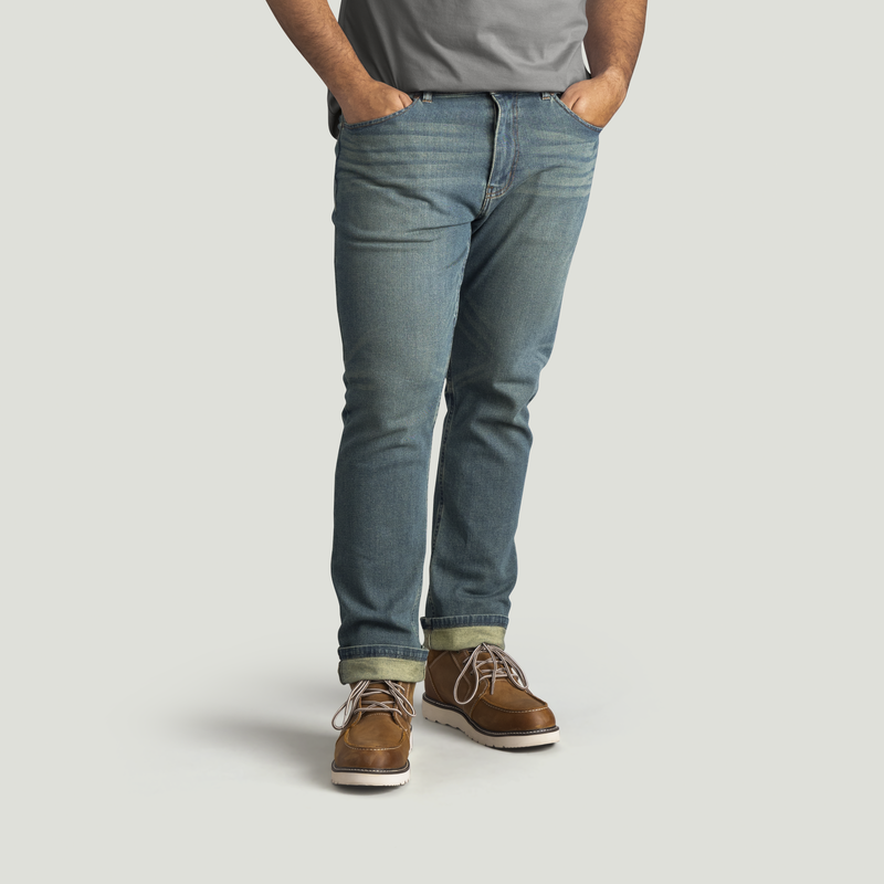 Men's Straight Fit Lightweight Cooling Jean image number 4