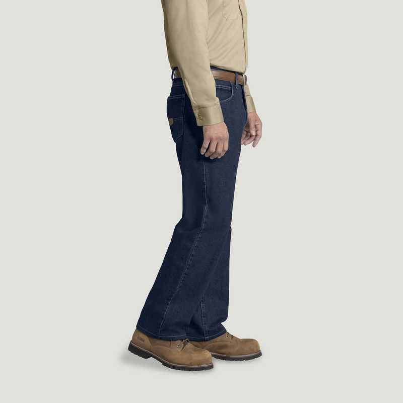 Men's Relaxed Fit Jean image number 4
